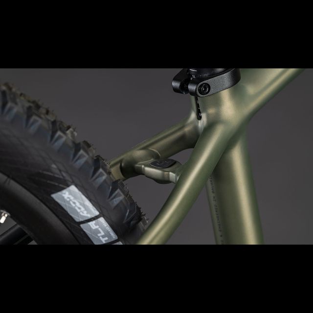 CUBE Acid 240 Hybrid Rookie SLX 400X nuorten sähköpyörä